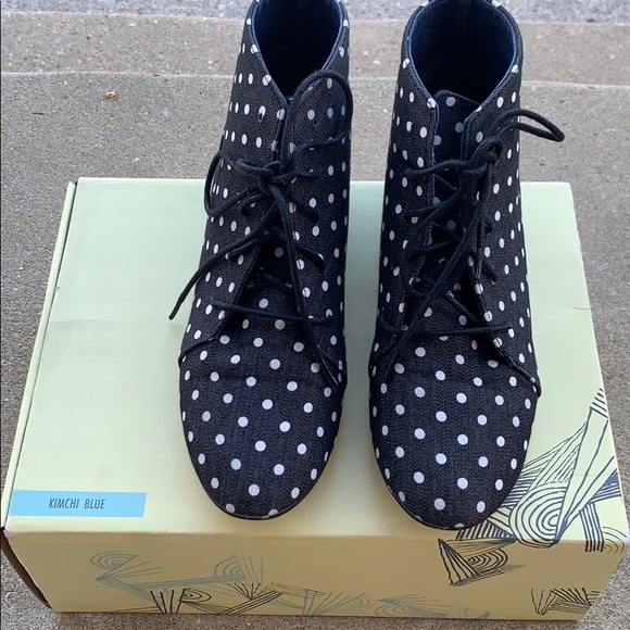 Kimchi Blue polka dot ankle booties - Picture 5 of 12